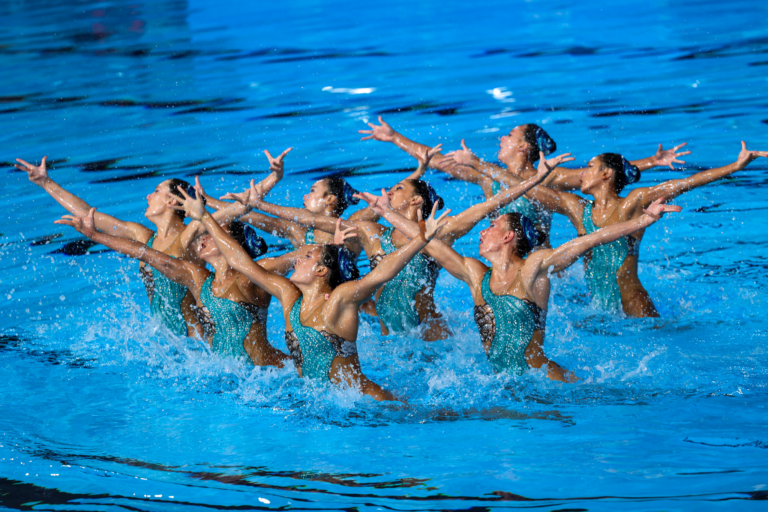 Synchronized Swimming
