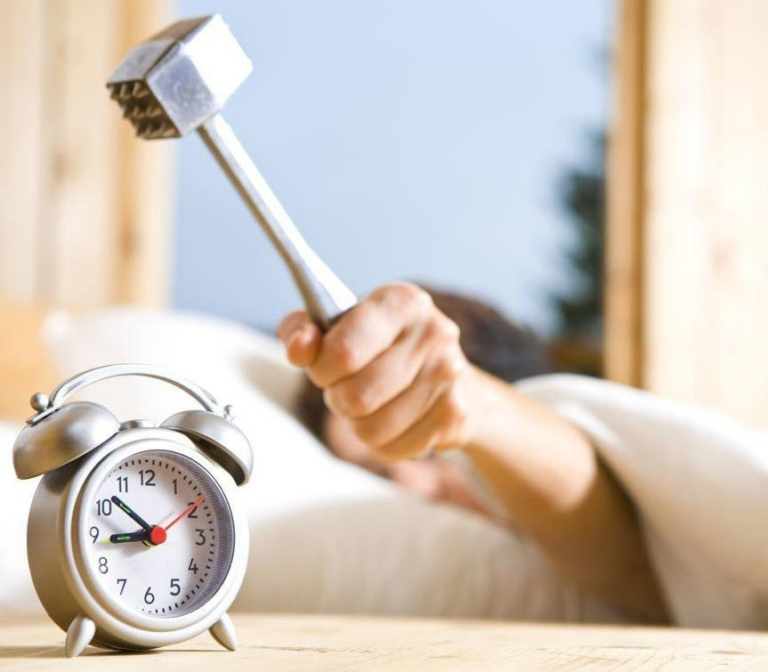 Неліктен кейбір адамдар бірінші оятқыштан тұрады ал басқалары тұра алмайды